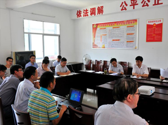 安徽省委常委、六安市市委書記孫云飛赴金寨縣水坪村村民文化中心項(xiàng)目調(diào)研