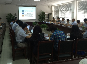 公司召開2015年上半年運(yùn)營檢查會